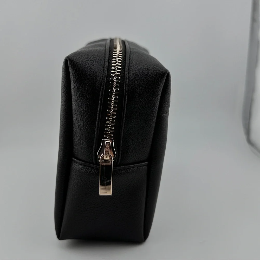 š TOM FORD āLeatherā Mahogany Cosmetic Bag NIB - Picture 4 of 10